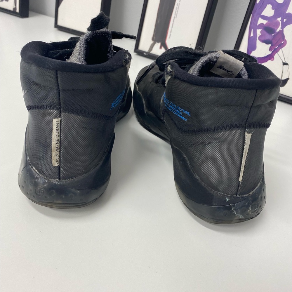 Boys KD Nike basket shoes